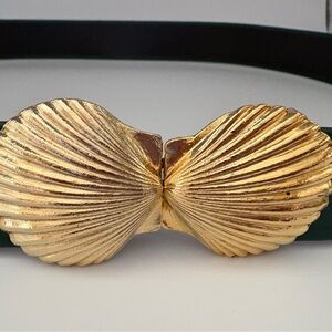 Vintage 1970 gold tone Mimi Di N Sea sea shell belt buckle with green belt 36”